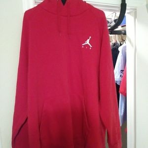 Hoodie sweater, polo shirts, fitted hats